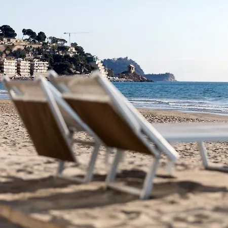 Sole Mare Alaxi شقة فندقية