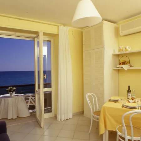 Sole Mare Alaxi Apart Otel