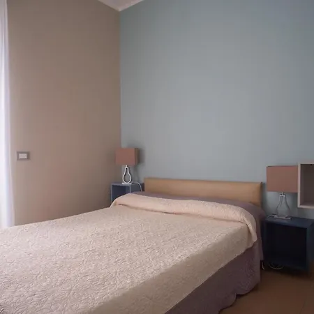 Sole Mare Alaxi Alassio