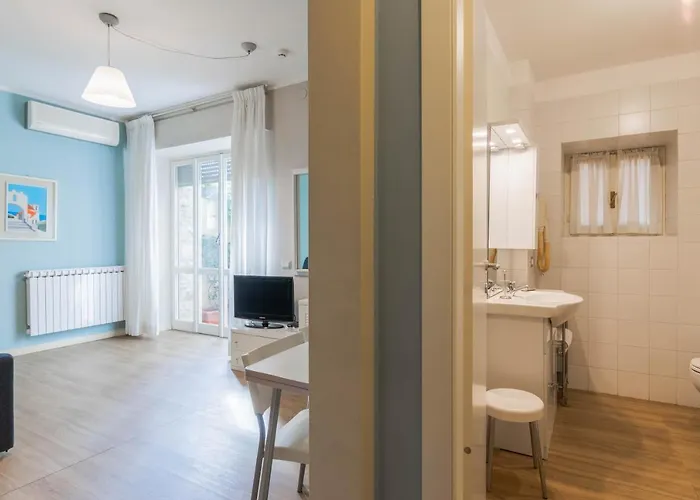 Apart-hotel Sole Mare Alaxi