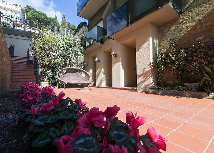 Apart-hotel Sole Mare Alaxi 4*